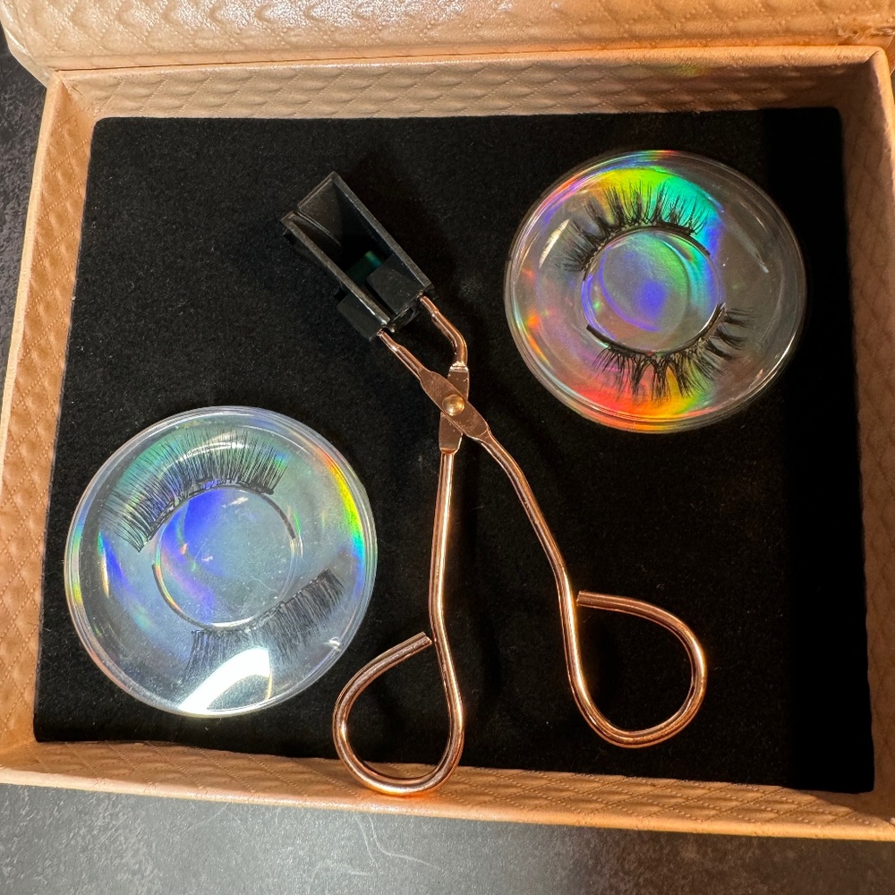 Magnetic lashes